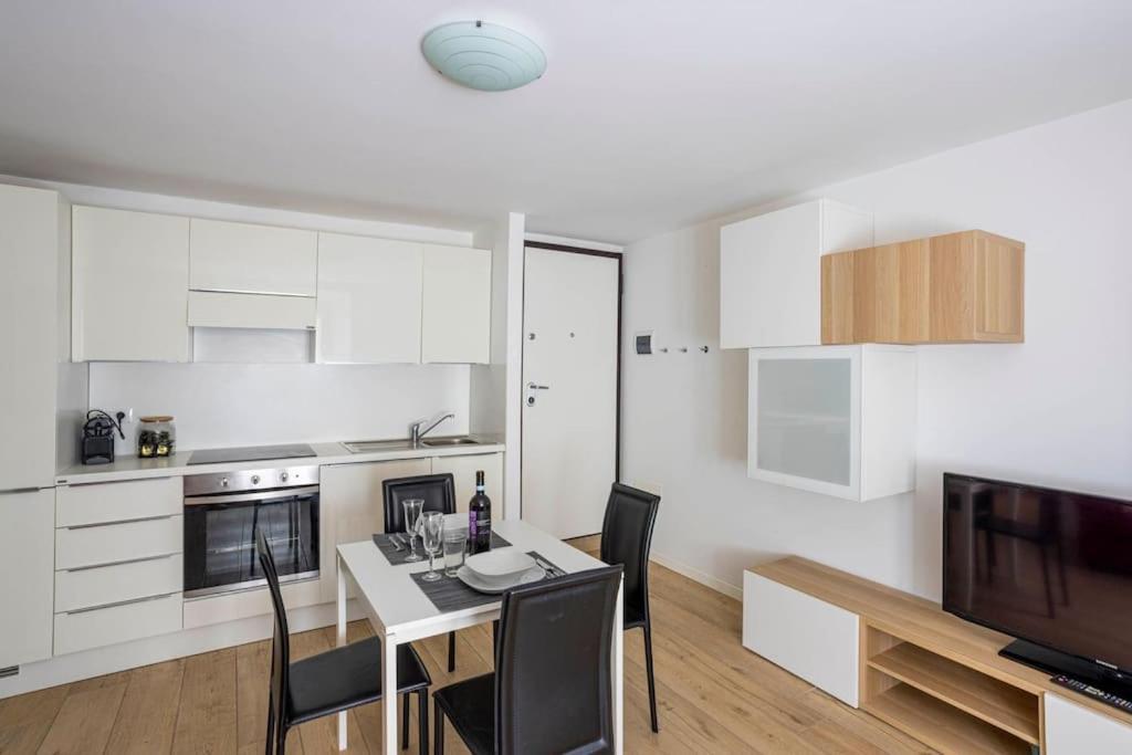 Luxury Appartament Piazza Roma Ancona Bagian luar foto